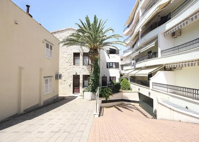 Obradovic Apartment *